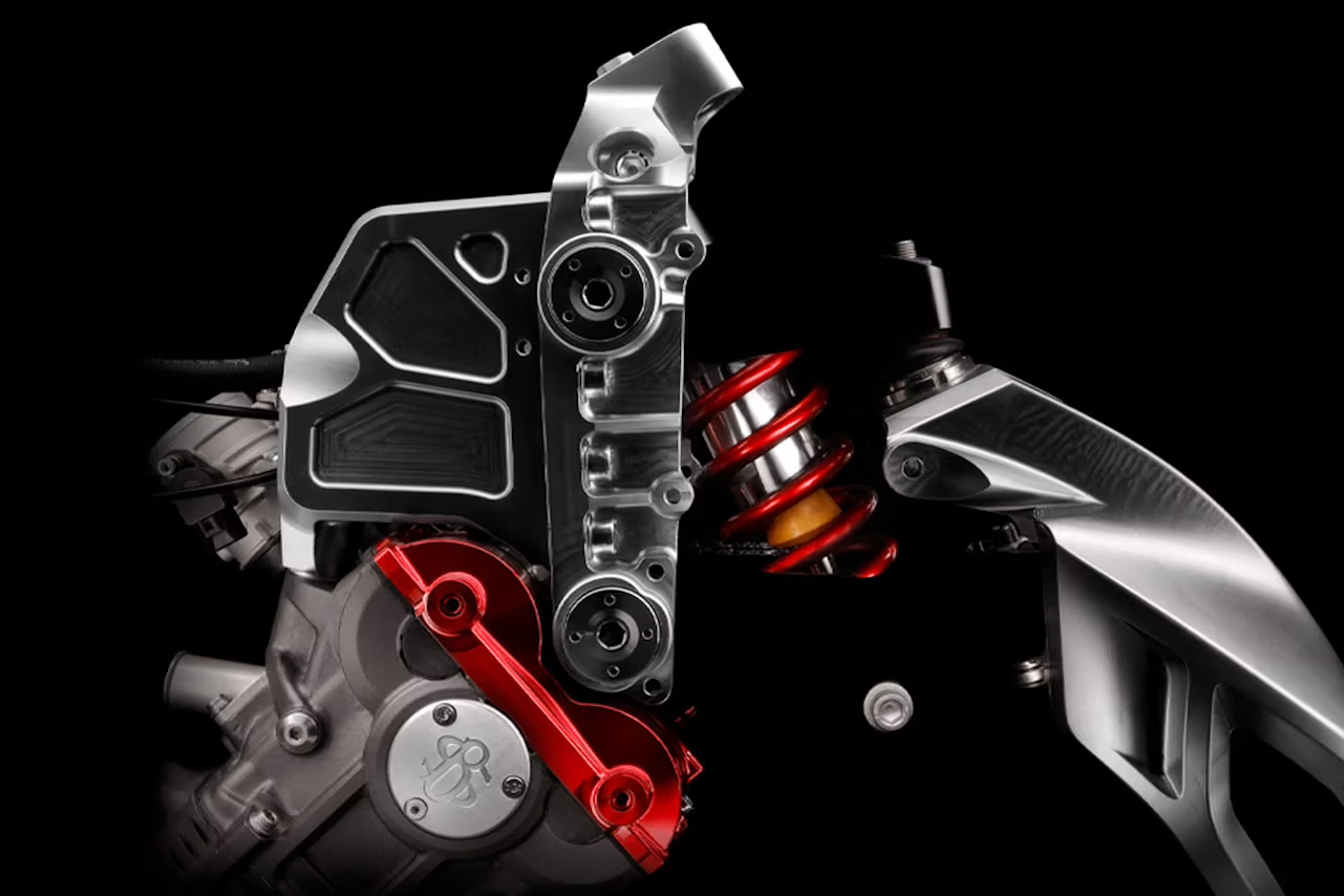 richard mille ha fabricado una motocicleta en colaboracion con brough superior 25gramos 9