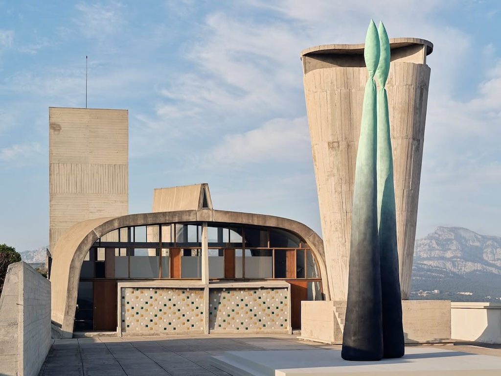 sterling ruby lleva su universo creativo a la cite radieuse de le corbusier 25gramos 6