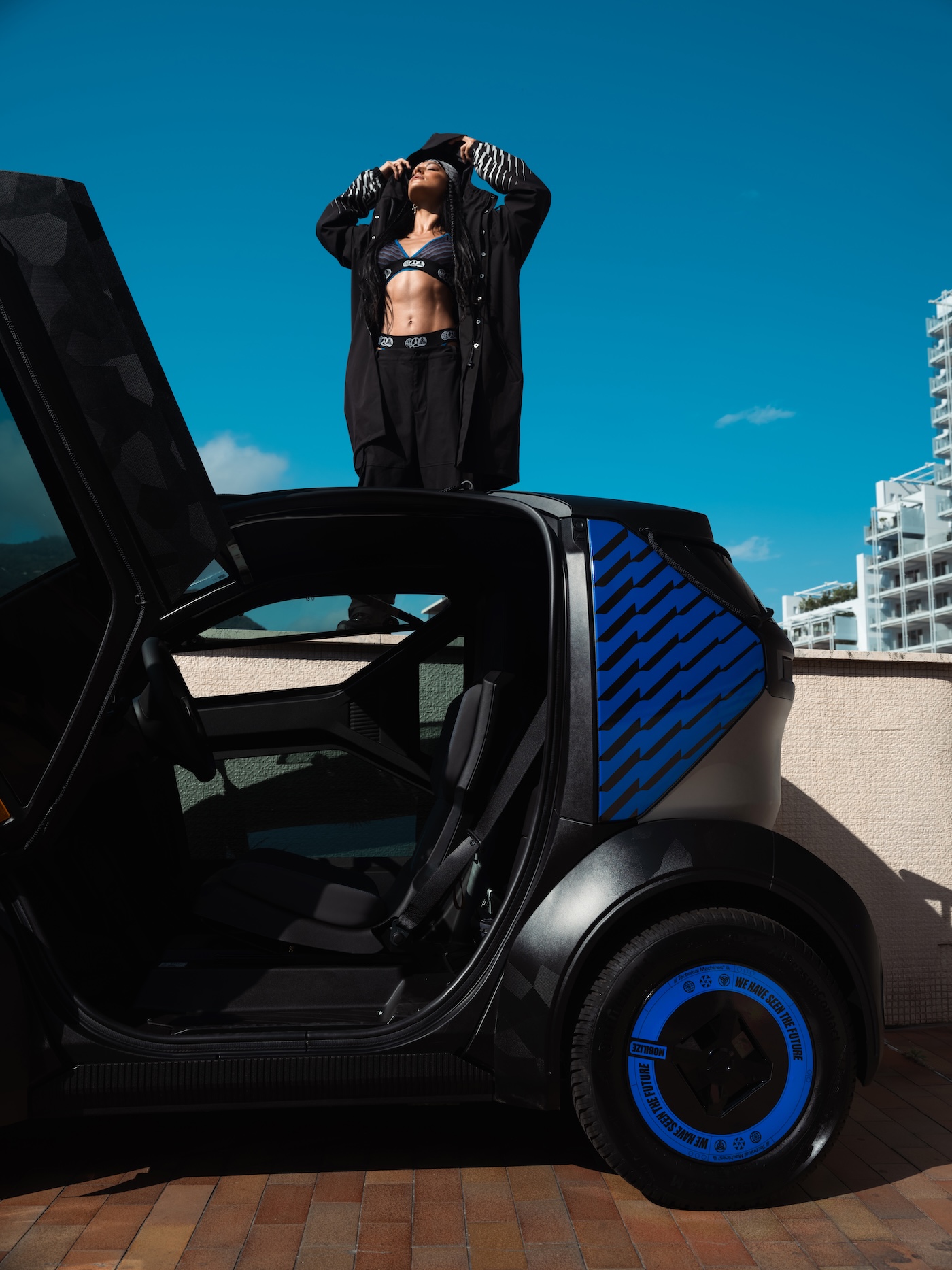 thearsenal aterriza en monaco con dos lanzamientos que redefinen la movilidad de lujo 25gramos 9