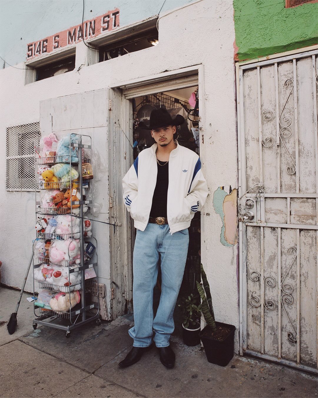 willy chavarria y adidas originals reconectan en una nueva coleccion para spring summer 2025 25gramos 13