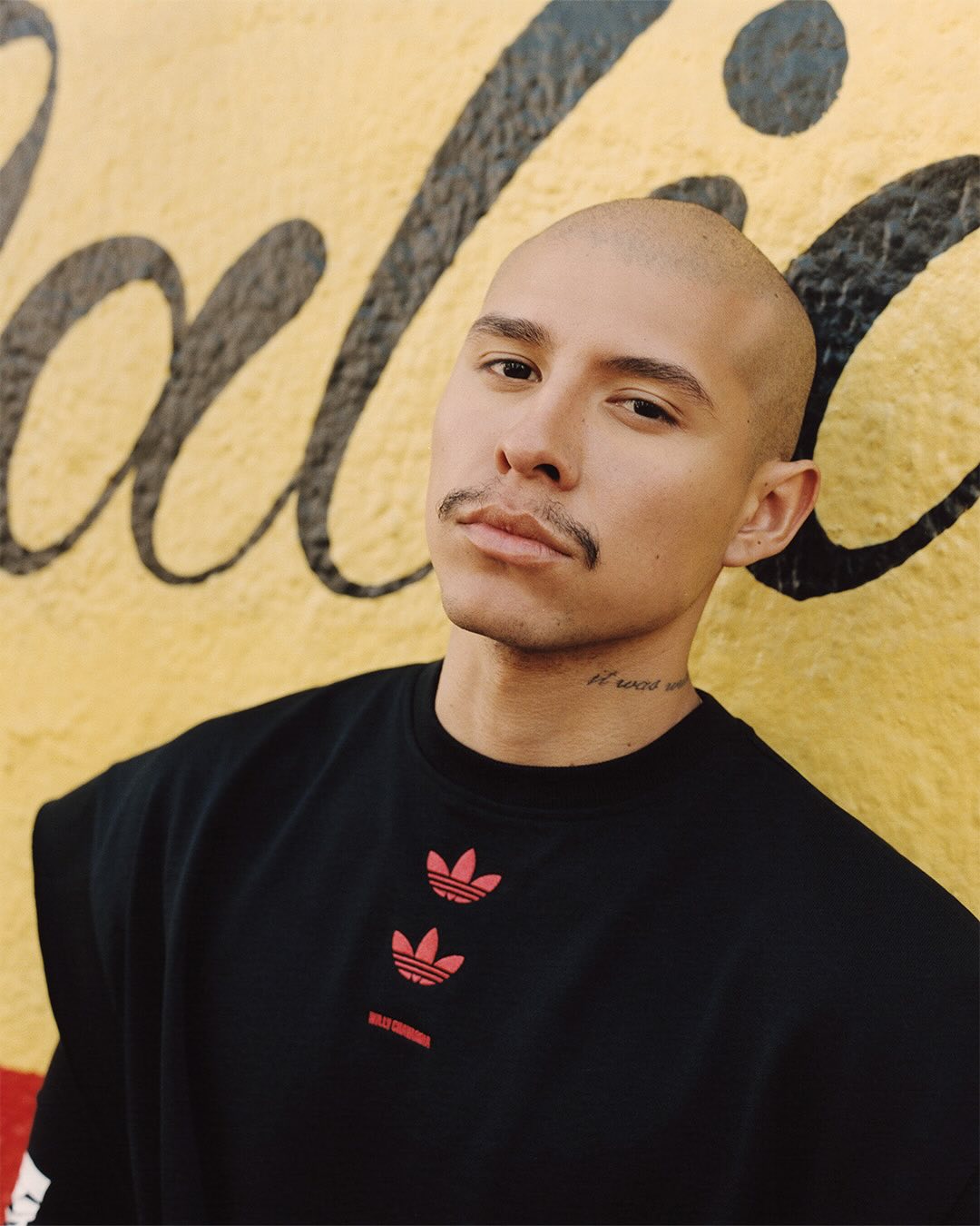 willy chavarria y adidas originals reconectan en una nueva coleccion para spring summer 2025 25gramos 3
