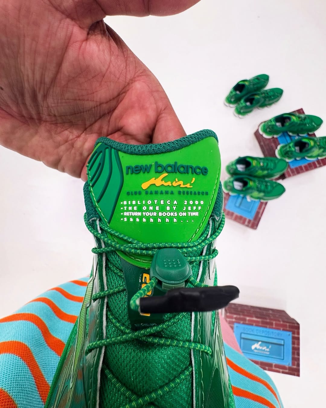 amine ofrece un primer vistazo a sus nuevas zapatillas junto a new balance 25gramos 4