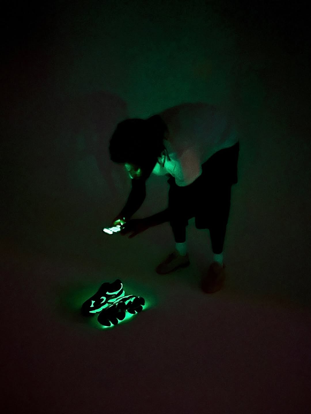 amine ofrece un primer vistazo a sus nuevas zapatillas junto a new balance 25gramos 6