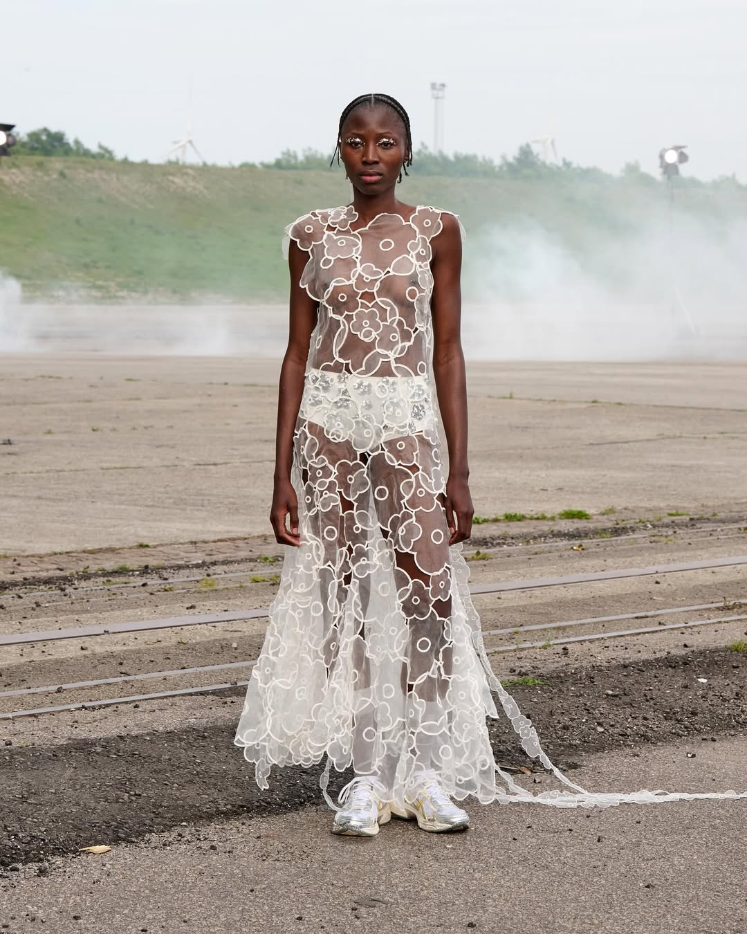 cecilie bahnsen celebra su decimo aniversario en la semana de la moda de copenhague 25gramos 4