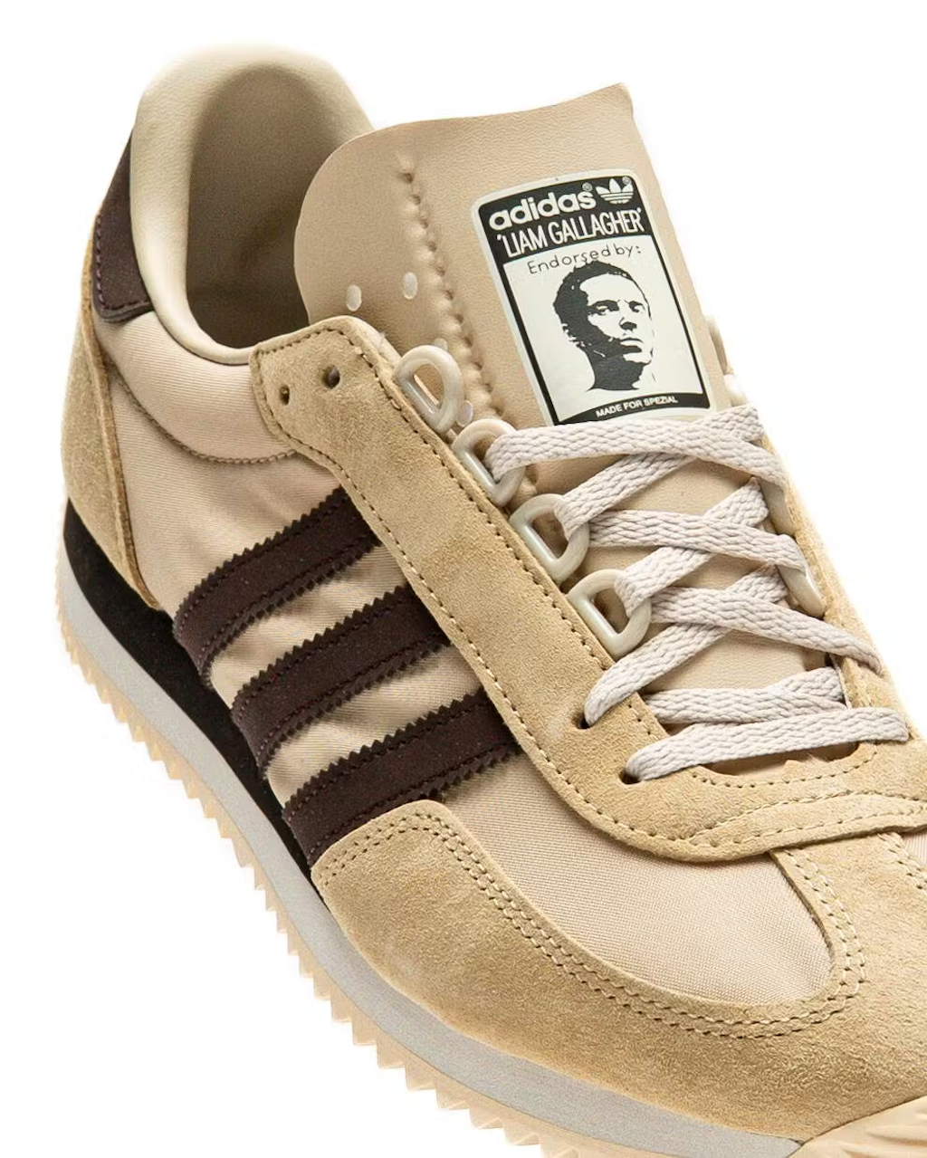 liam gallagher estrena nuevas zapatillas junto a adidas spezial 25gramos 1
