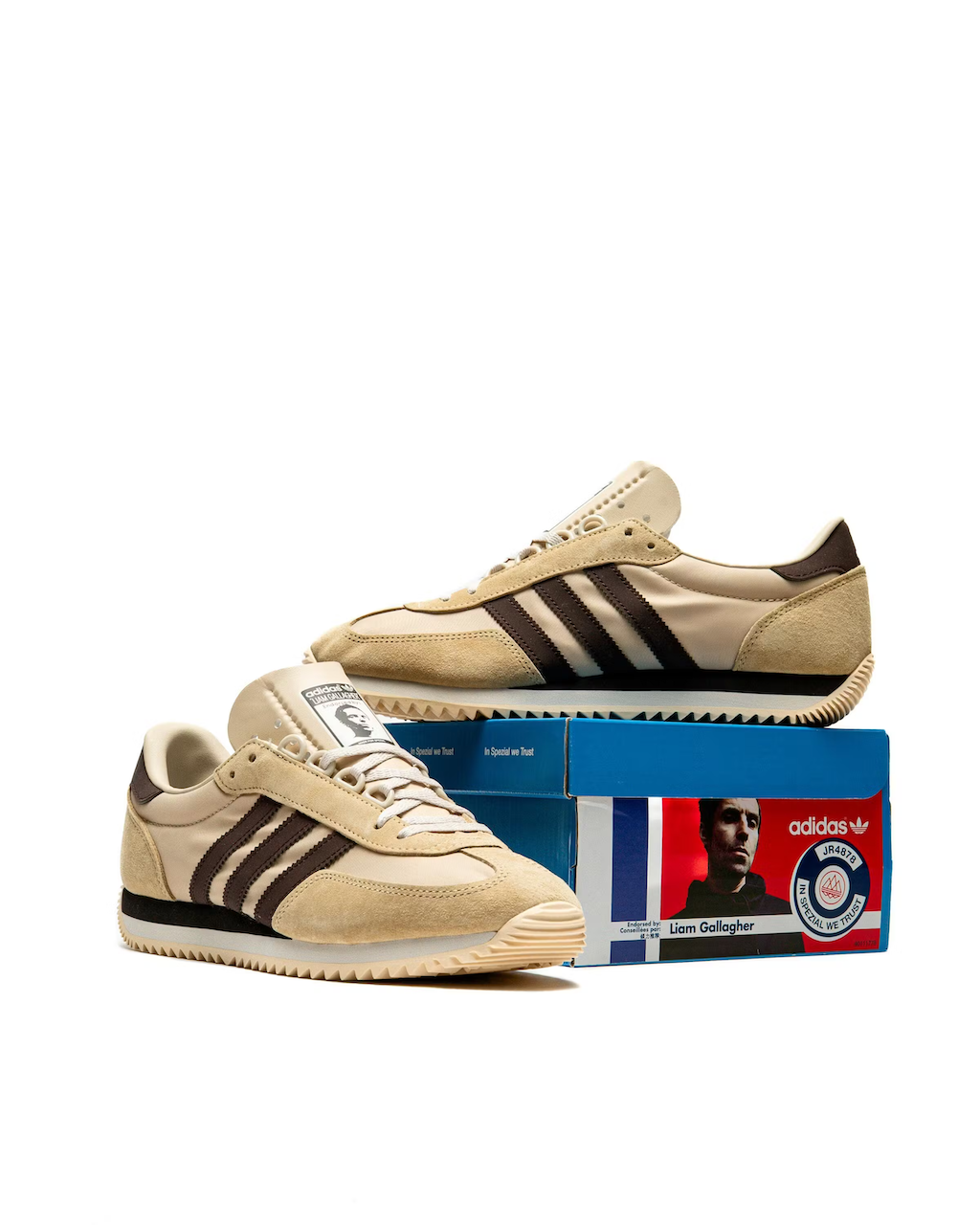 liam gallagher estrena nuevas zapatillas junto a adidas spezial 25gramos 2