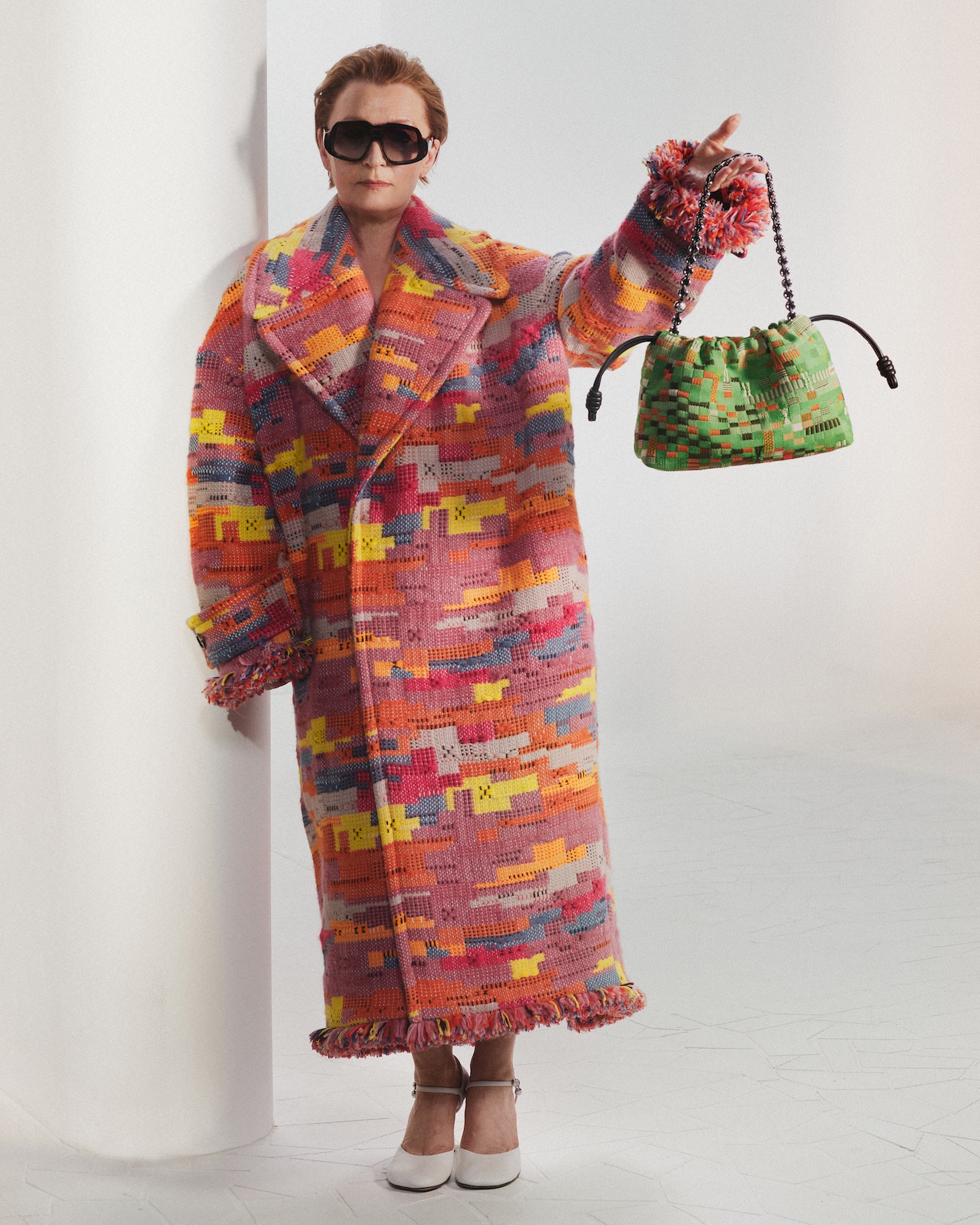 loewe busca dar con el punto de encuentro entre artesania y arte en su nueva coleccion 25gramos 2