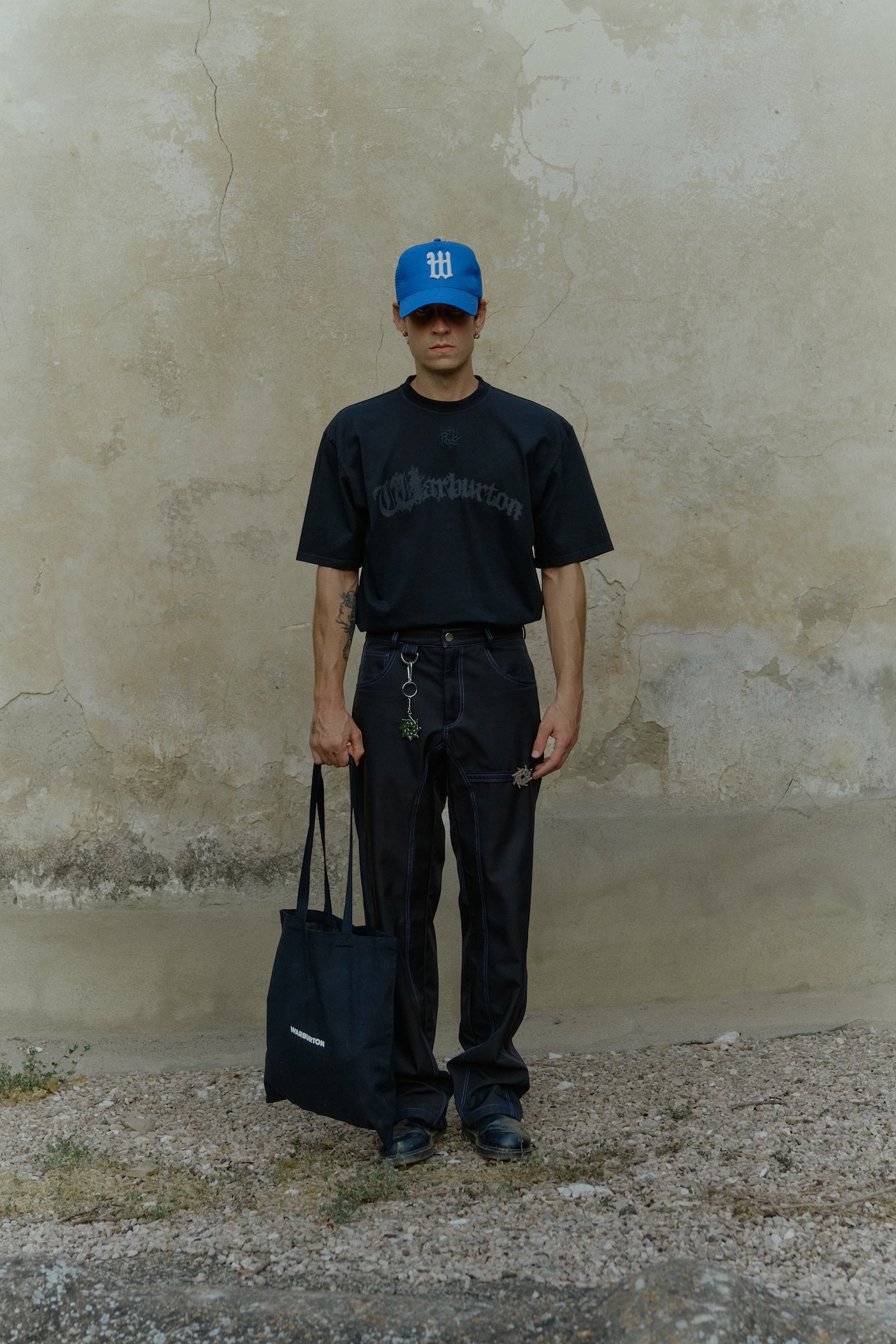 warburton reconecta son sus origenes en la nueva coleccion de su serie southside 25gramos 4