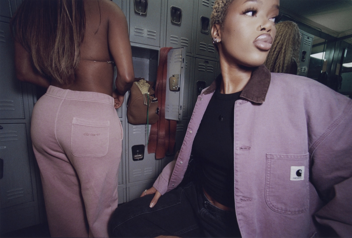 carhartt wip vuela hasta atlanta en su campana para otono 2025 25gramos 2