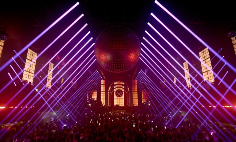 la primera temporada de unvrs llega a su final el proximo 12 de octubre 25gramos 2