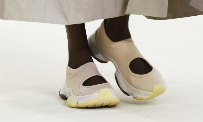 karst finch las primeras zapatillas de la colaboracion entre camper e issey miyake 25gramos 2 1