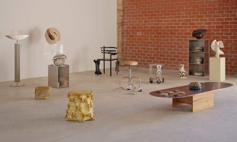 la exposicion colectiva vectors inaugura aguas internacionales un nuevo espacio de referencia en valencia 25gramos