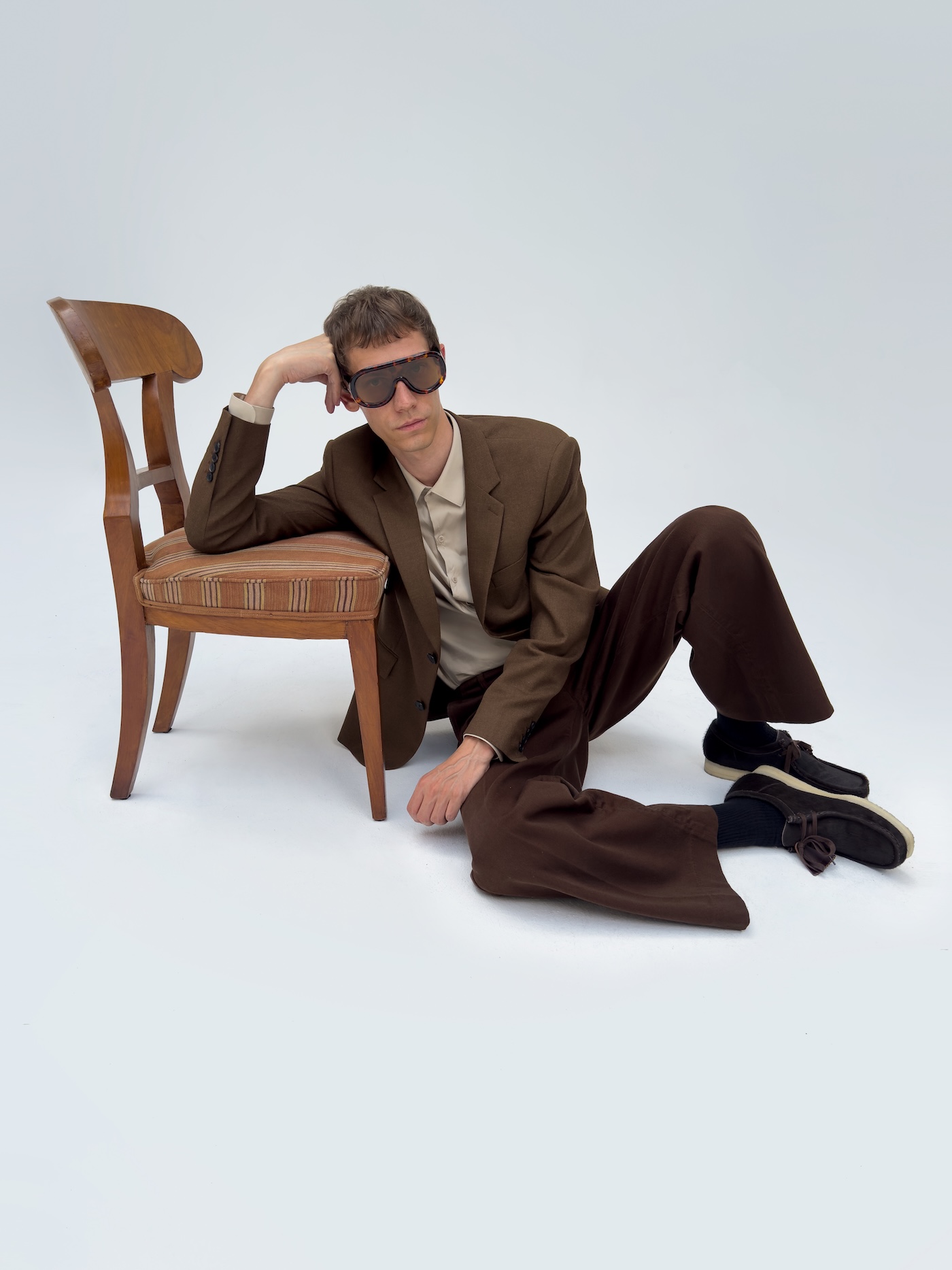 sandro se lleva a su terreno dos iconos absolutos de clarks originals 25gramos 13
