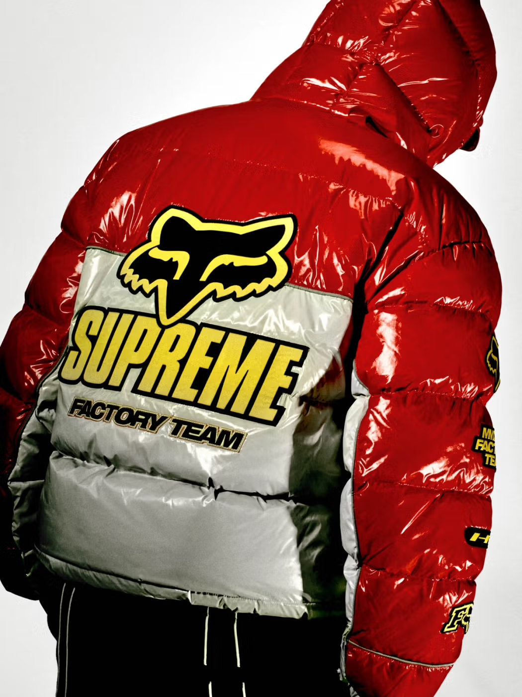Supreme vuelve a acercarse al motocross en una nueva colaboración