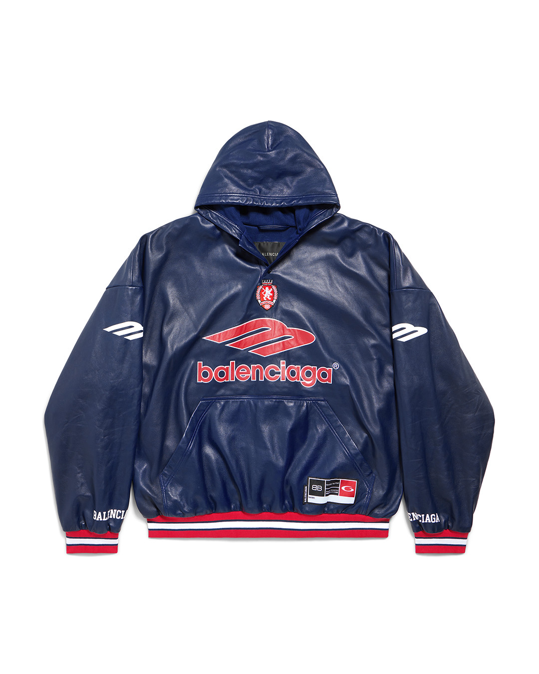balenciaga eleva el imaginario del futbol americano 25gramos 4