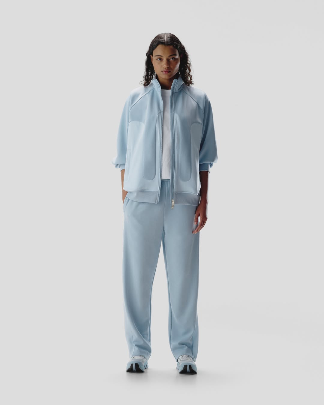 bureau borsche regresa con la segunda entrega de ikon junto a on 25gramos 2