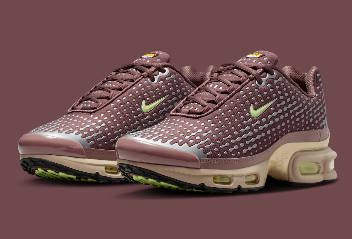 kylian mbappe recibe sus propias nike air max plus vii 25gramos 1