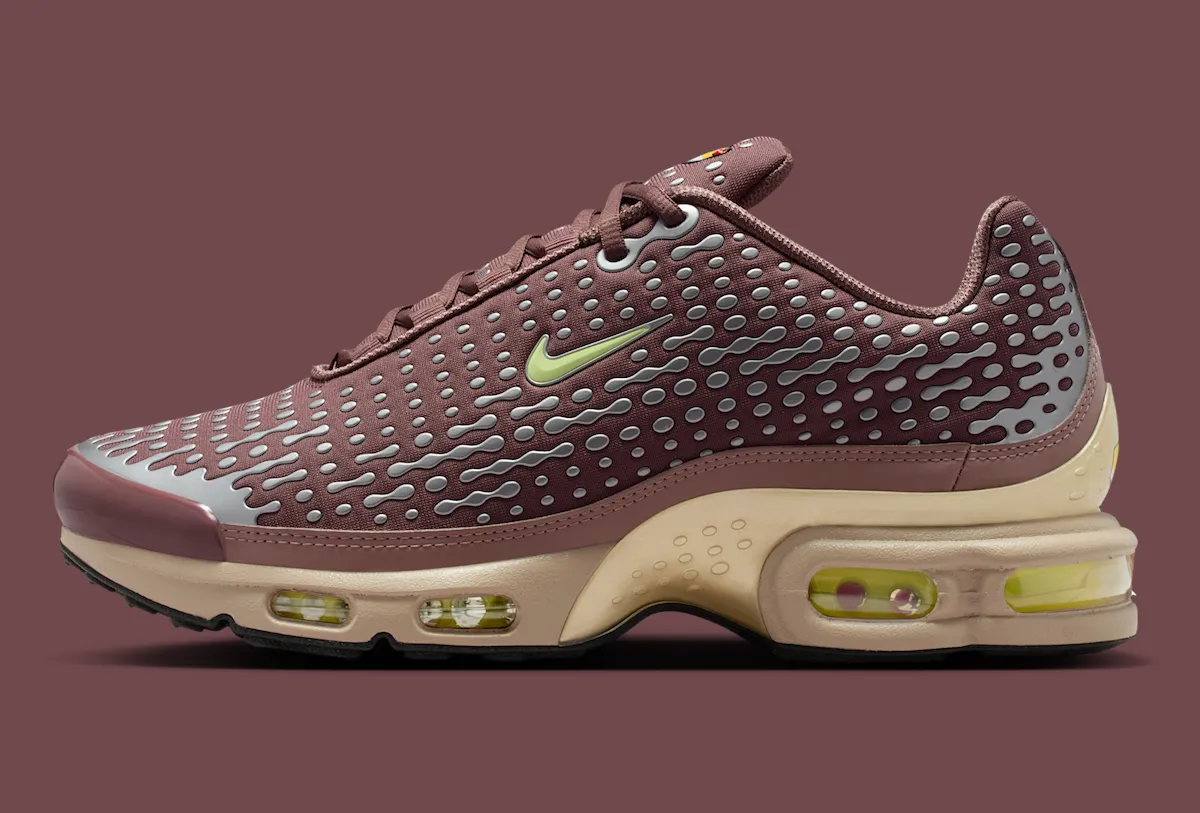 kylian mbappe recibe sus propias nike air max plus vii 25gramos 2