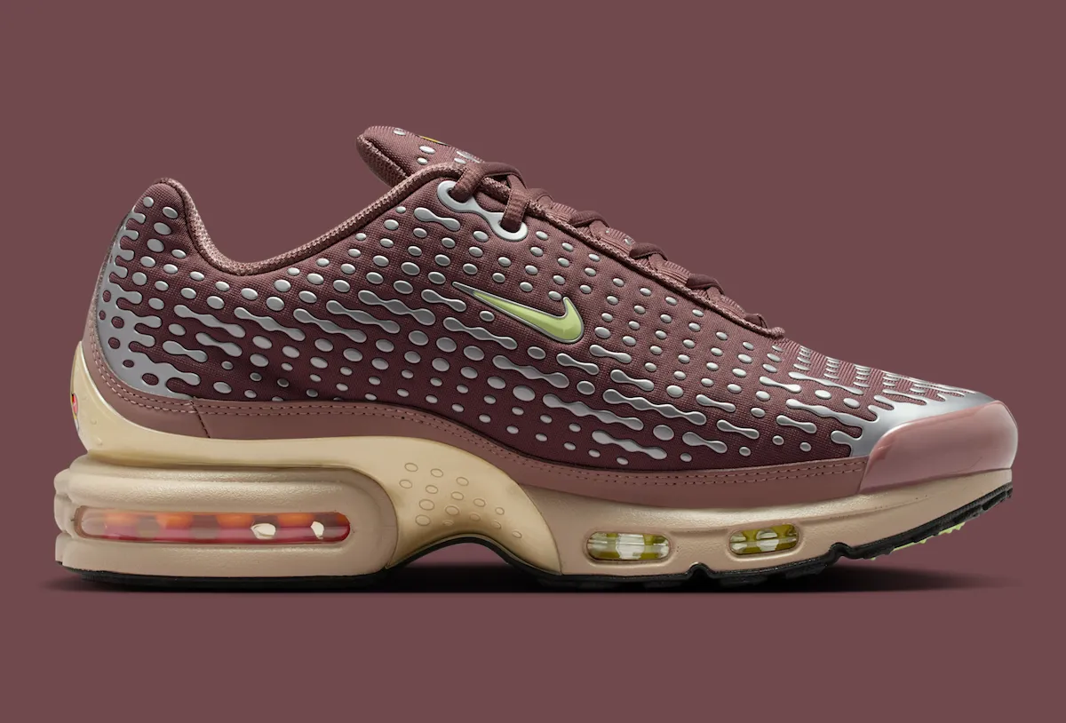 kylian mbappe recibe sus propias nike air max plus vii 25gramos 3