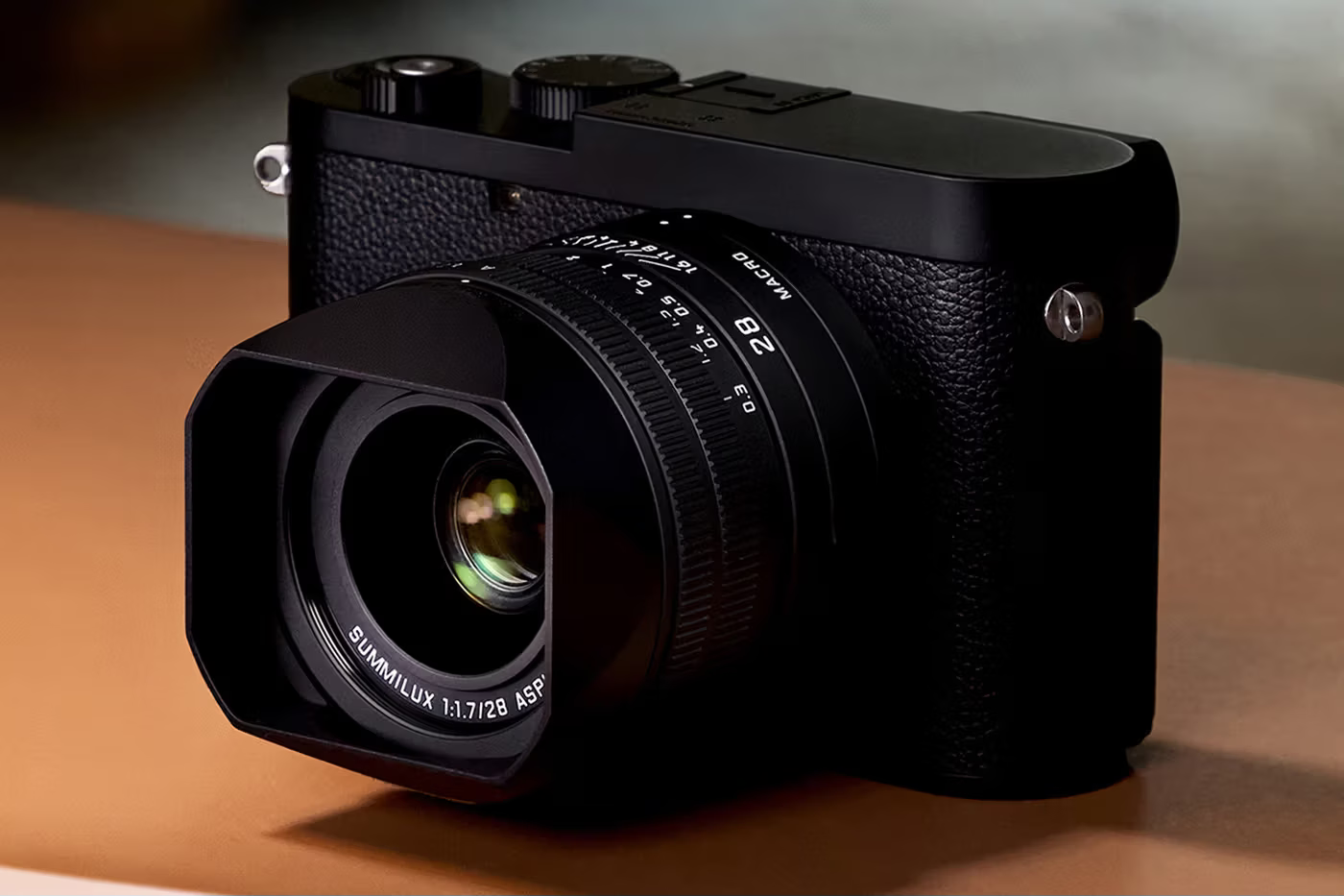 leica y la busqueda del blanco y negro absoluto 25gramos