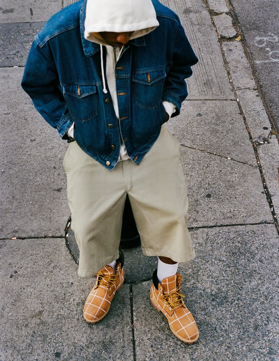 supreme se lleva a su terreno el modelo mas legendario de timberland 25gramos 1