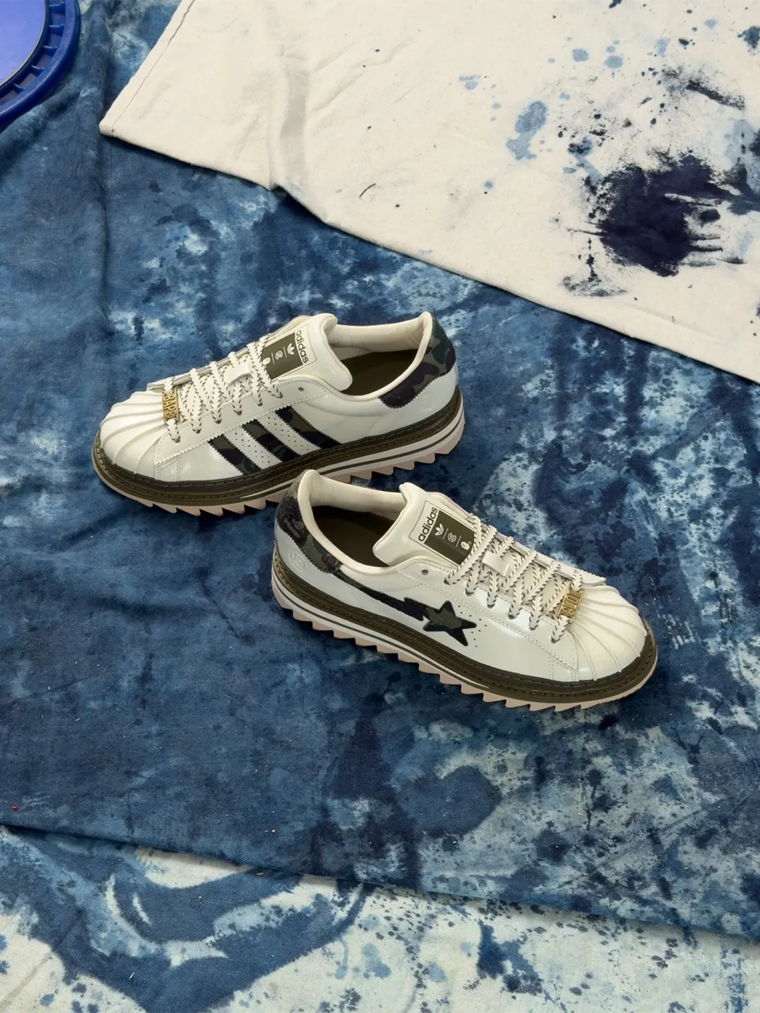 edison chen regresa a las adidas superstar ahora junto a bape 25gramos 1