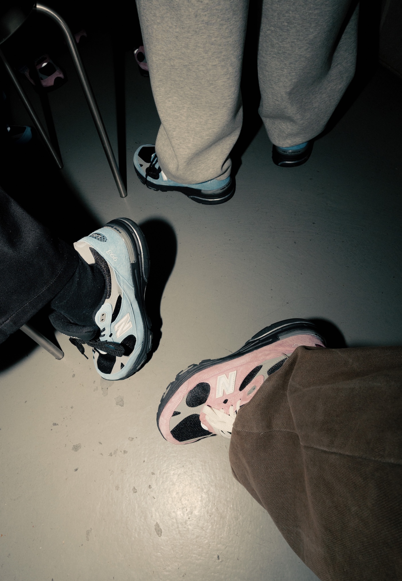 footdistrict y new balance nos reunen alrededor de la mesa para reinventar las 993 25gramos 13