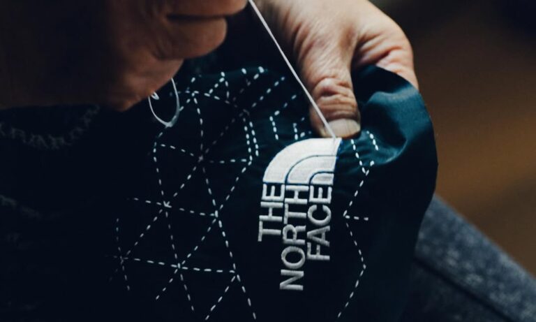 las sashiko gals intervienen la pieza mas clasica de the north face 25gramos 1