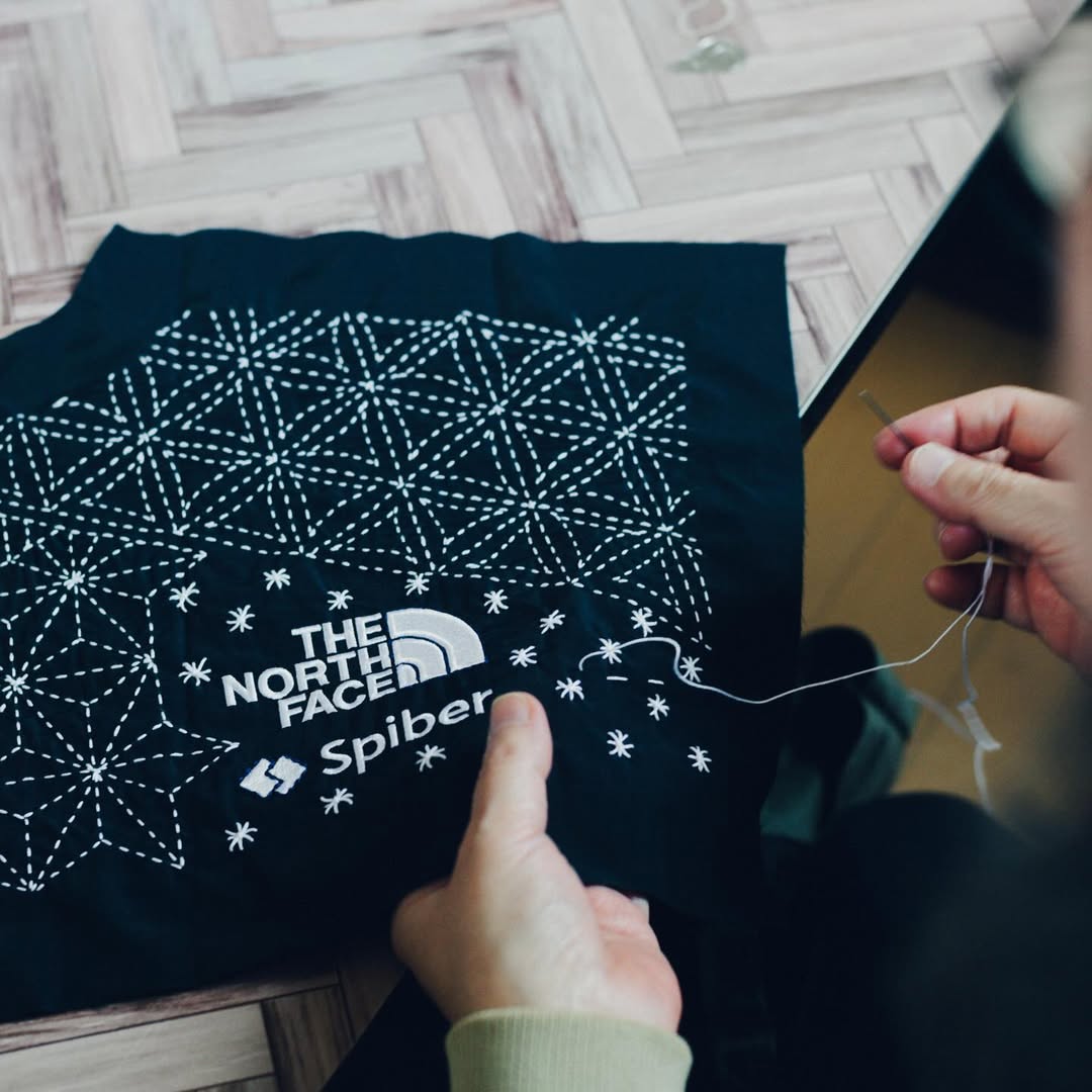 las sashiko gals intervienen la pieza mas clasica de the north face 25gramos 3
