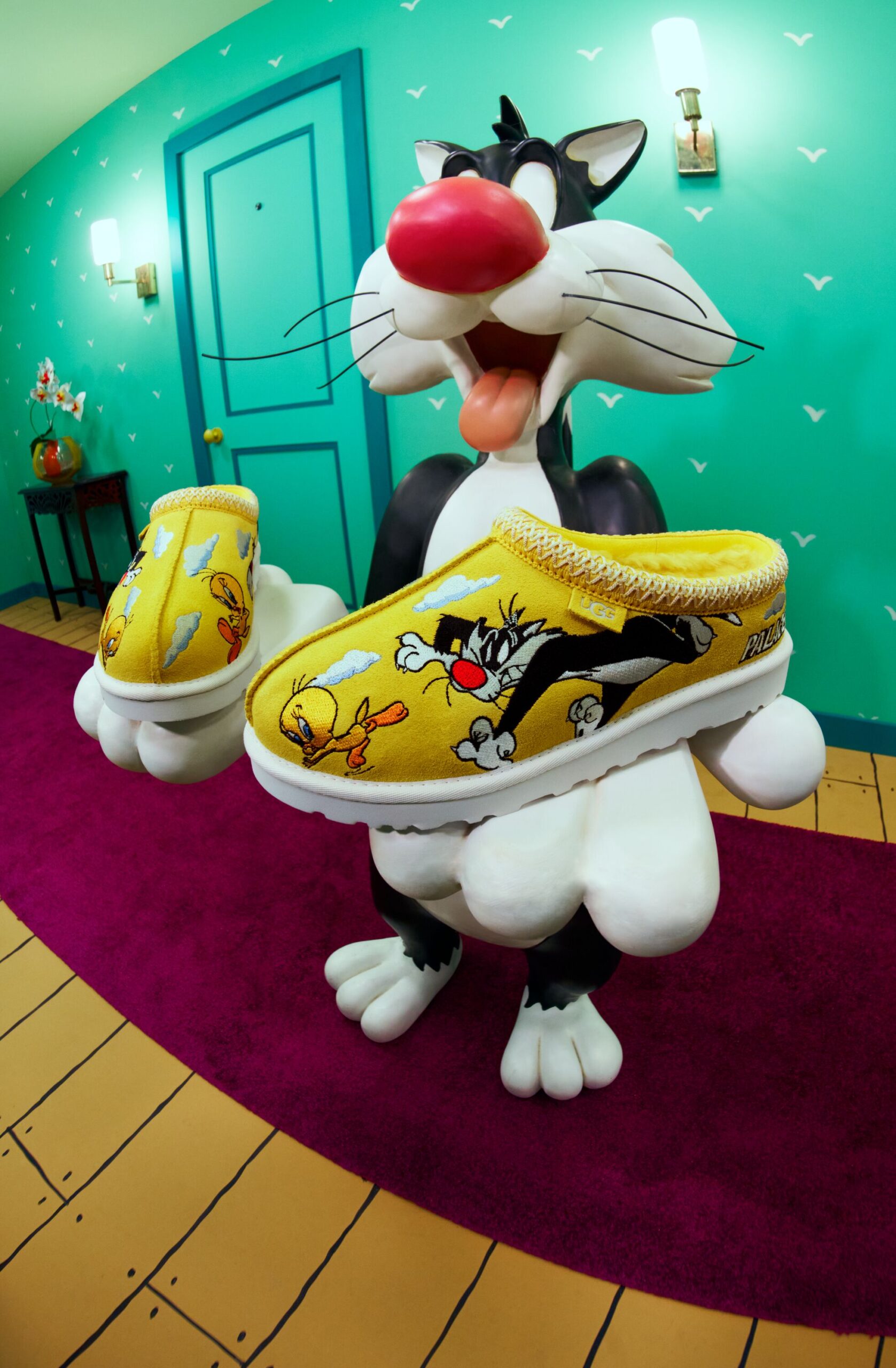 palace y ugg se ponen nostalgicos en una capsula protagonizada por los looney tunes 25gramos 4