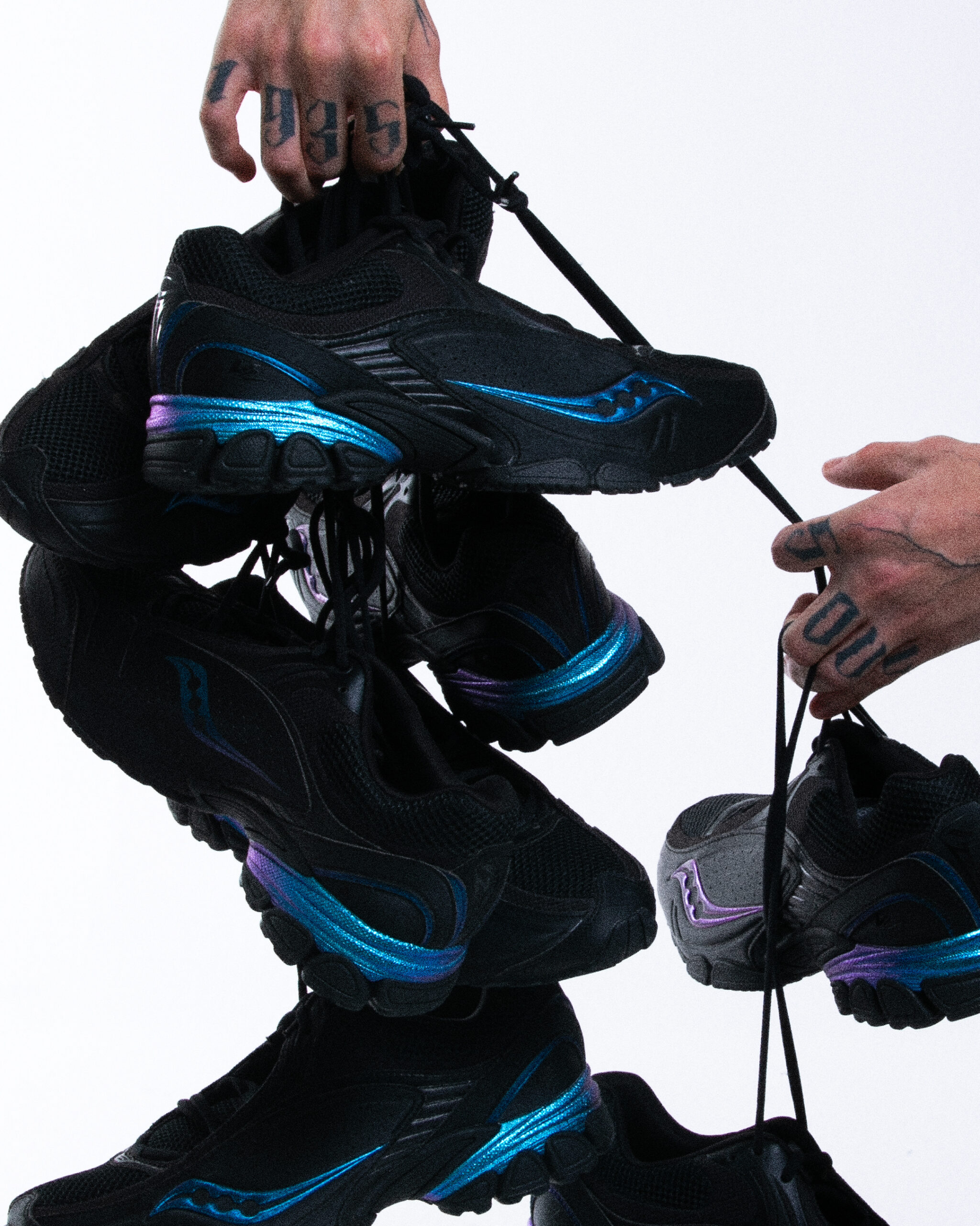 saucony recupera las progrid v2 quince anos despues 25gramos 7 scaled