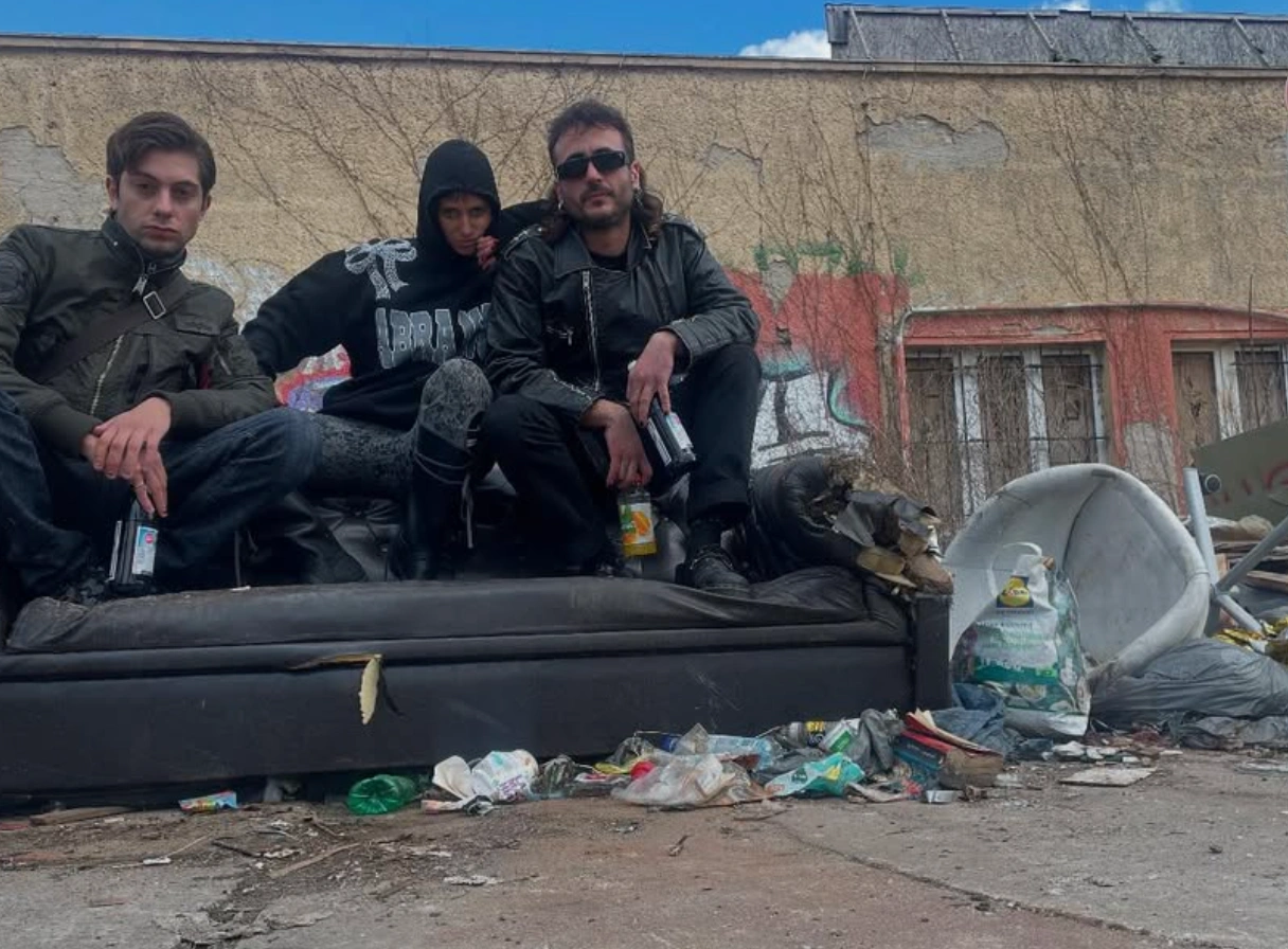 la rave de bruselas ana fort 8