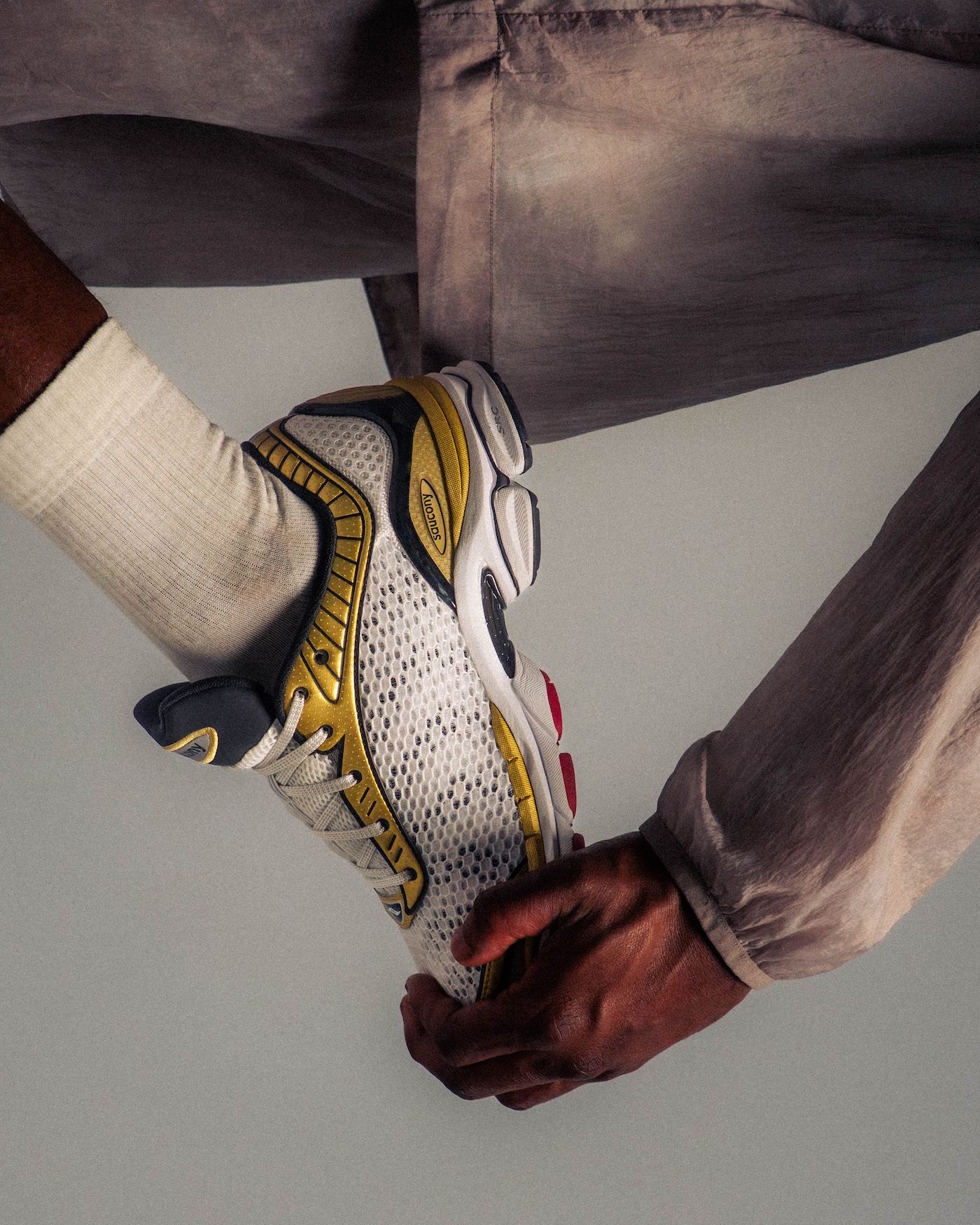 saucony actualiza un clasico y lo lleva a las calles 25gramos 5