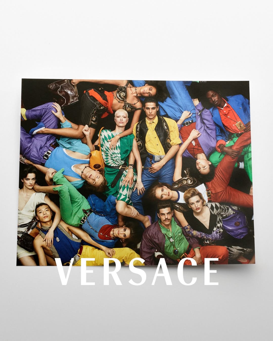 asi es la primera y ultima campana de dario vitale para versace 25gramos 1