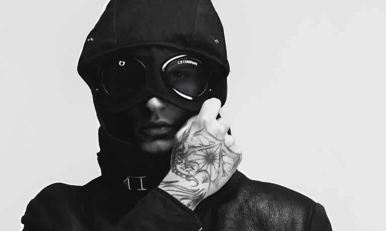 one block down cubre de negro absoluto los iconos de c p company 25gramos 2 1