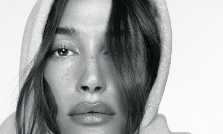 todo queda en casa hailey bieber protagonista lo ultimo de skylrk 25gramos 3 1