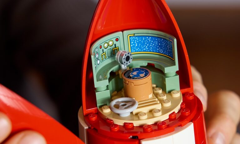 lego ha convertido el cohete de tintin en su nuevo set 25gramos 5 1