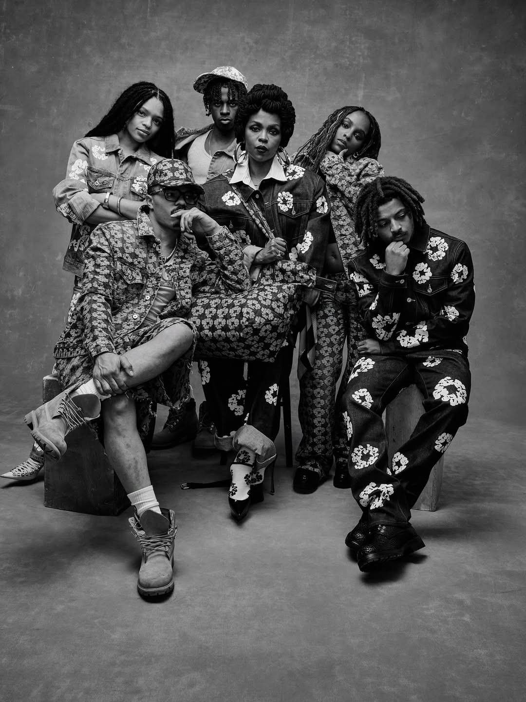 denim tears se reune con lauryn hill y su familia en su ultima coleccion 25gramos 1