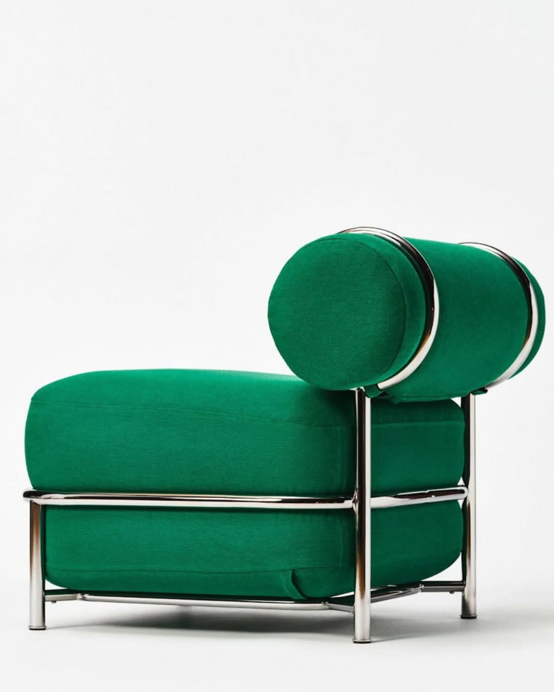 ikea rescata la silla hinchable para la semana del diseno de milan 25gramos 1