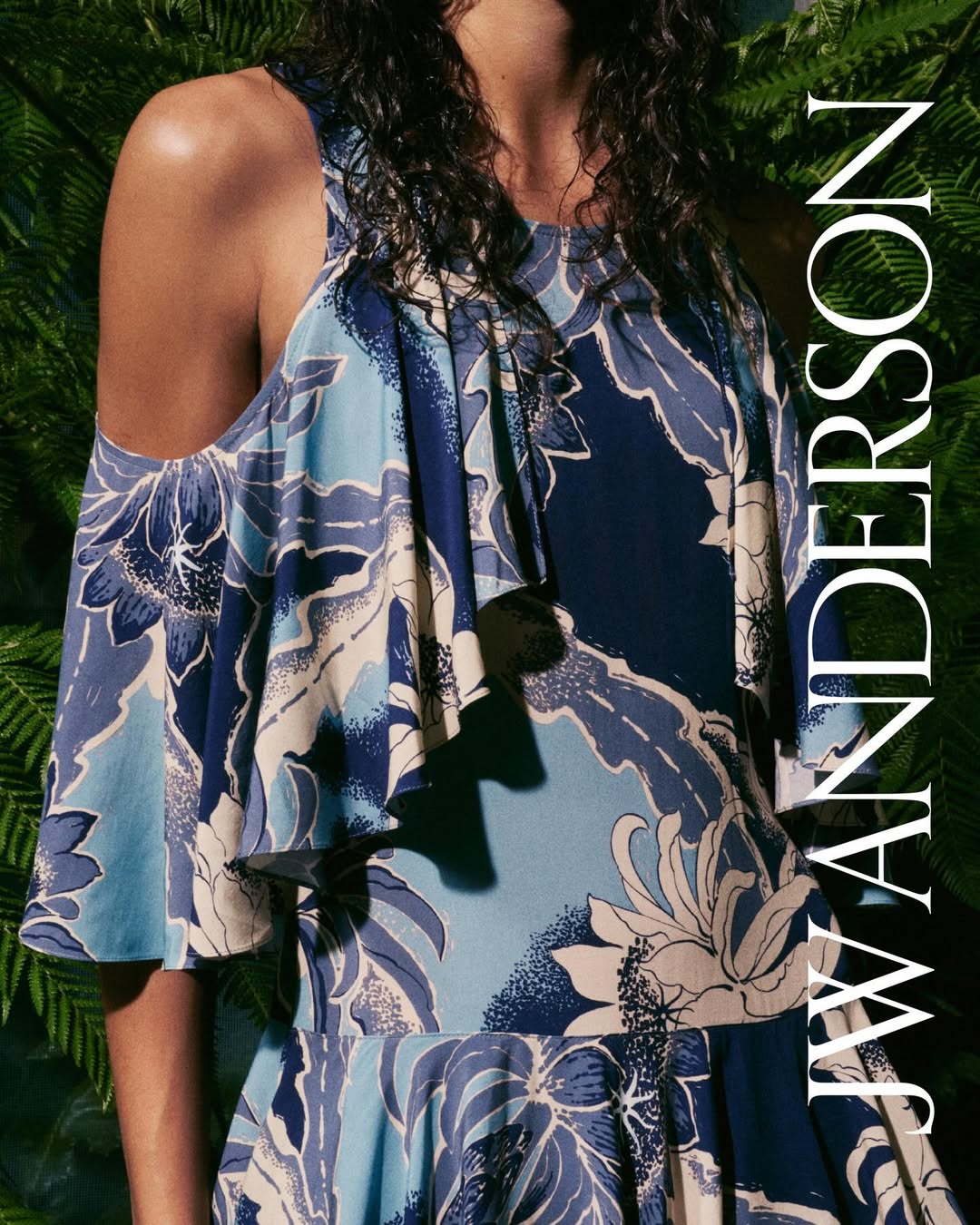 jw anderson ya esta mentalmente en la playa 25gramos 10