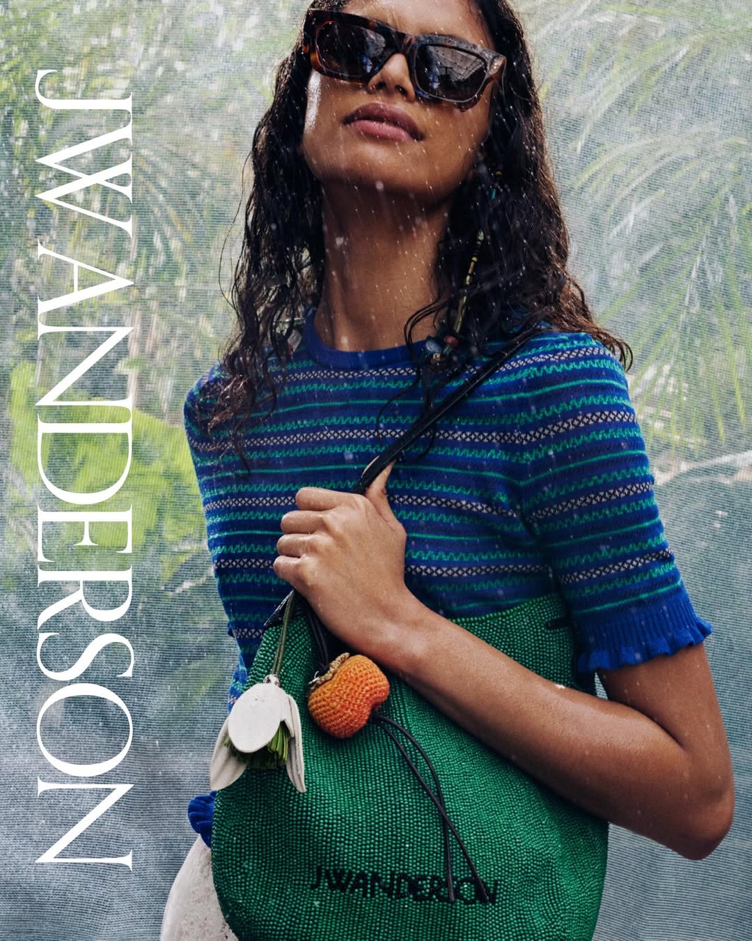 jw anderson ya esta mentalmente en la playa 25gramos 8