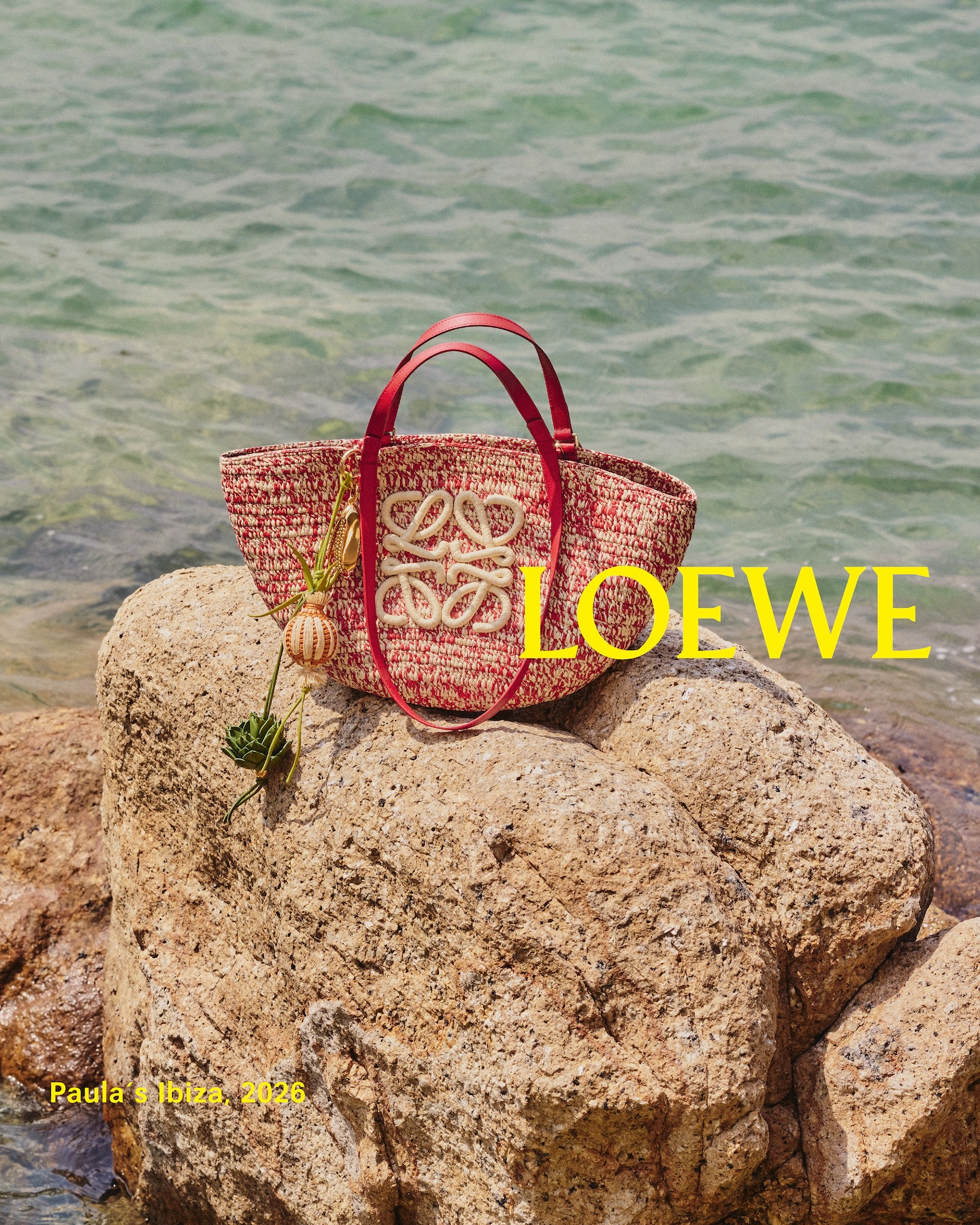 loewe da la bienvenida un ano mas a paulas ibiza 25gramos 4