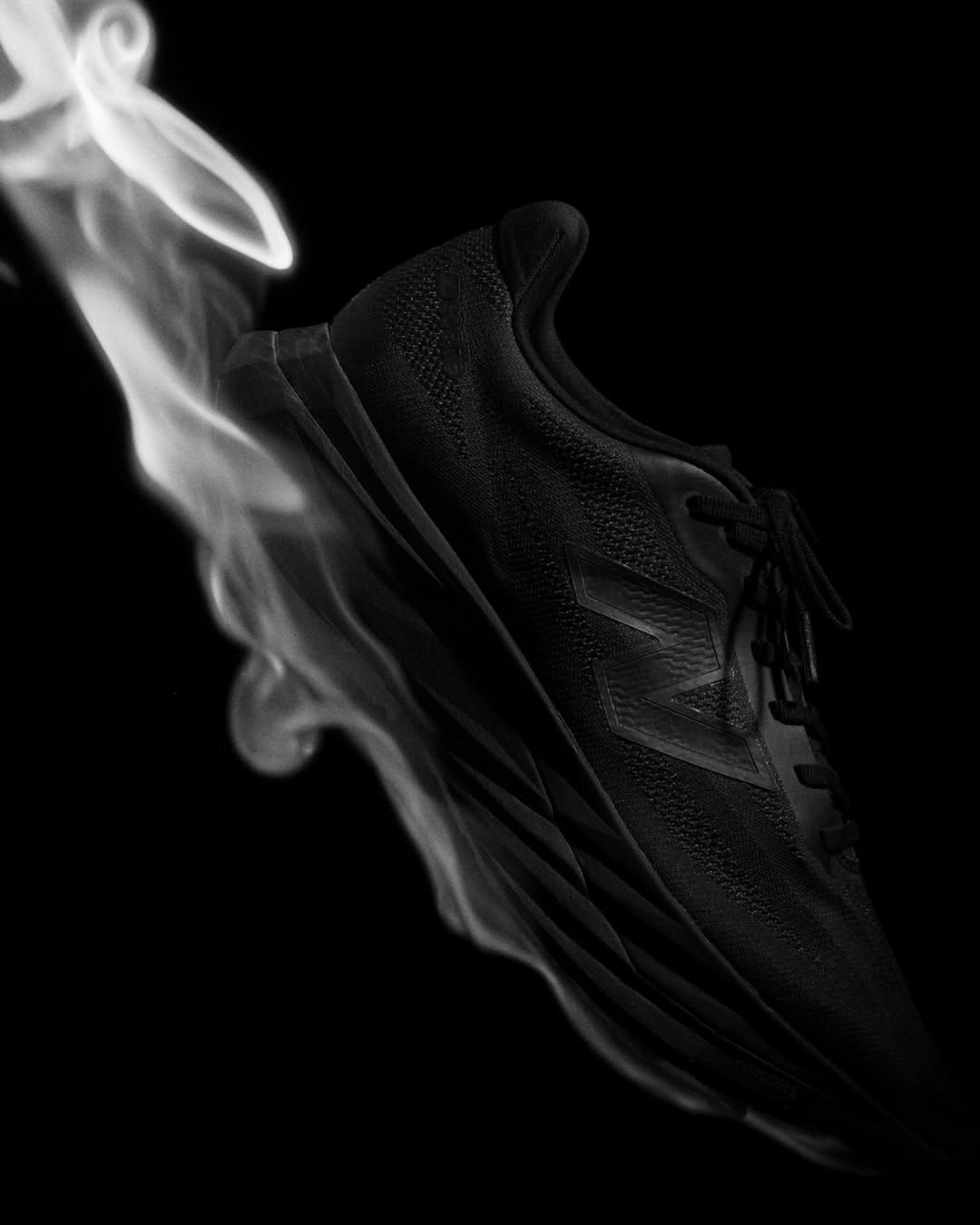 new balance y dover street market se ponen en serio con el running 25gramos 5