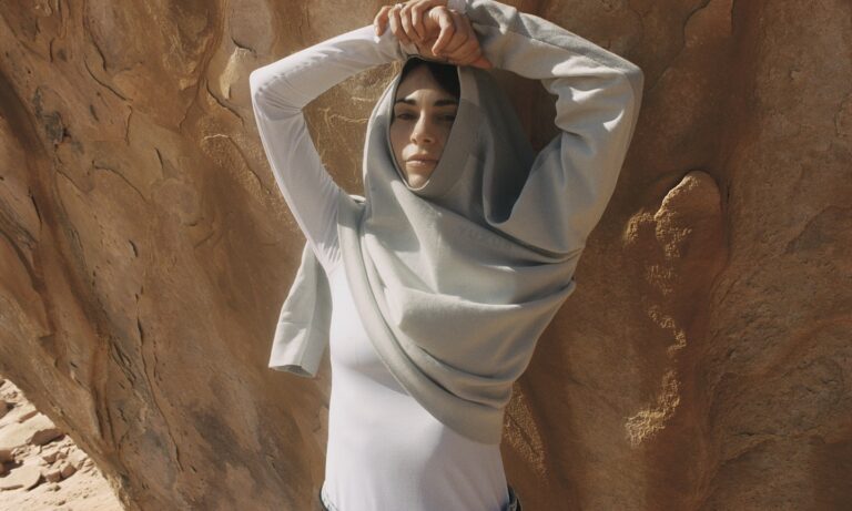 yuxus se quita rigidez sigue afinando su propuesta con la llegada de la primavera 25gramos 1