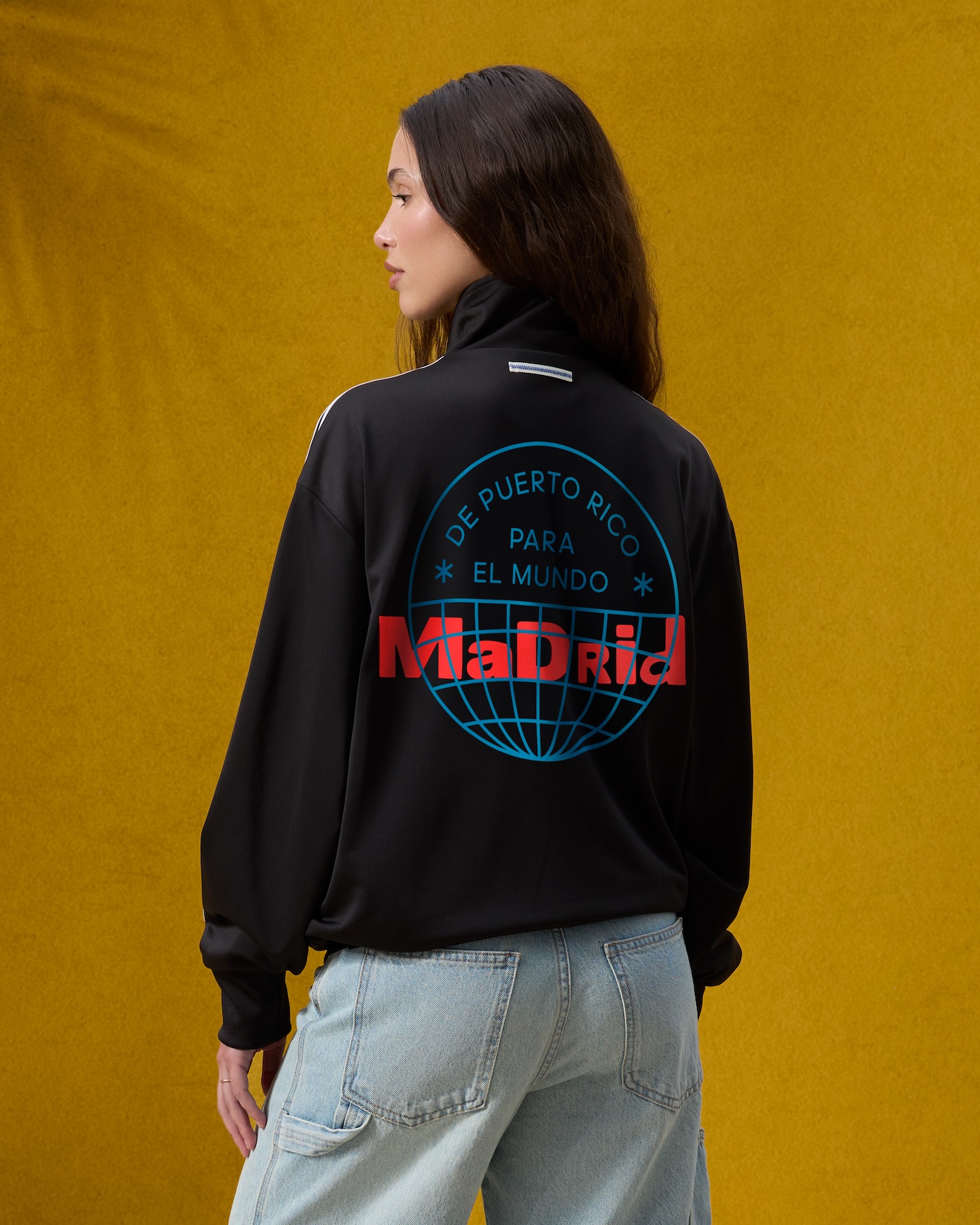 adidas convierte la gira mundial de bad bunny en una coleccion 25gramos 3