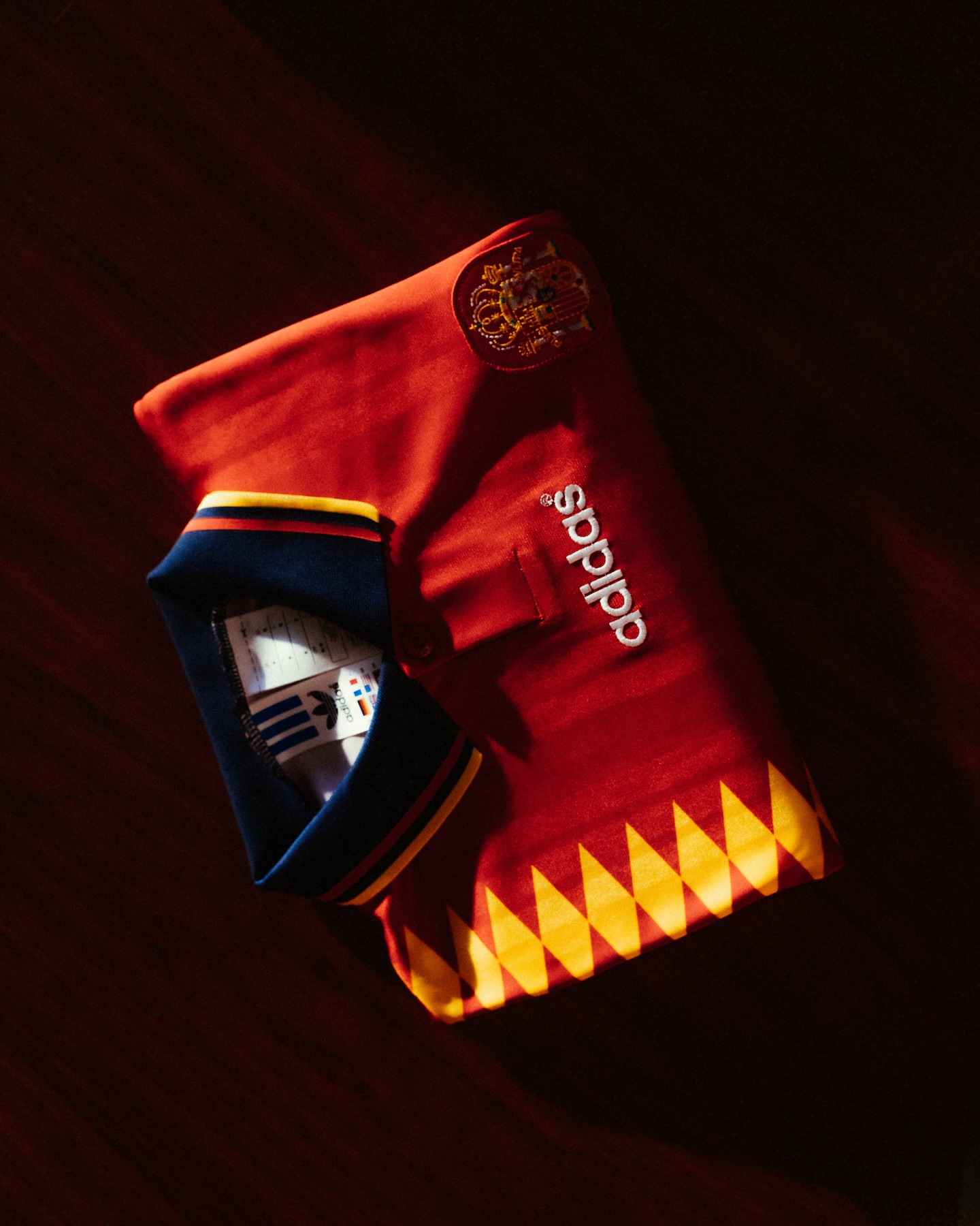 adidas saca del cajon la camiseta de la espana del 1994 25gramos 1