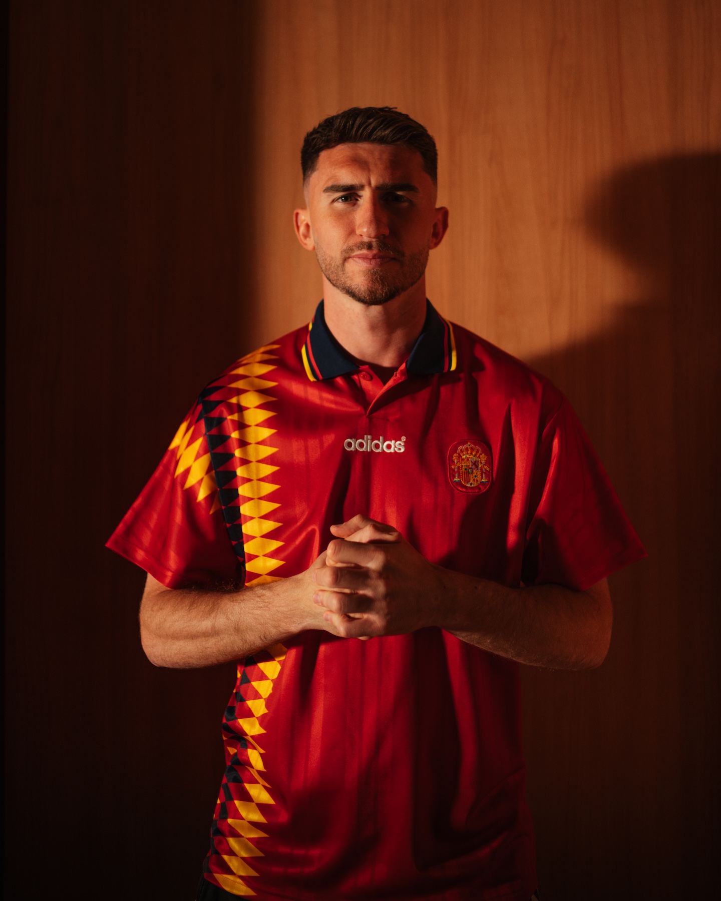 adidas saca del cajon la camiseta de la espana del 1994 25gramos 7