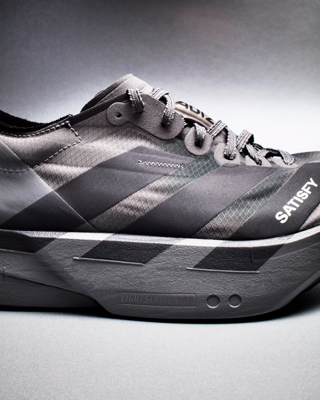 adidas y satisfy unen sus caminos y parece que va para largo 25gramos 4