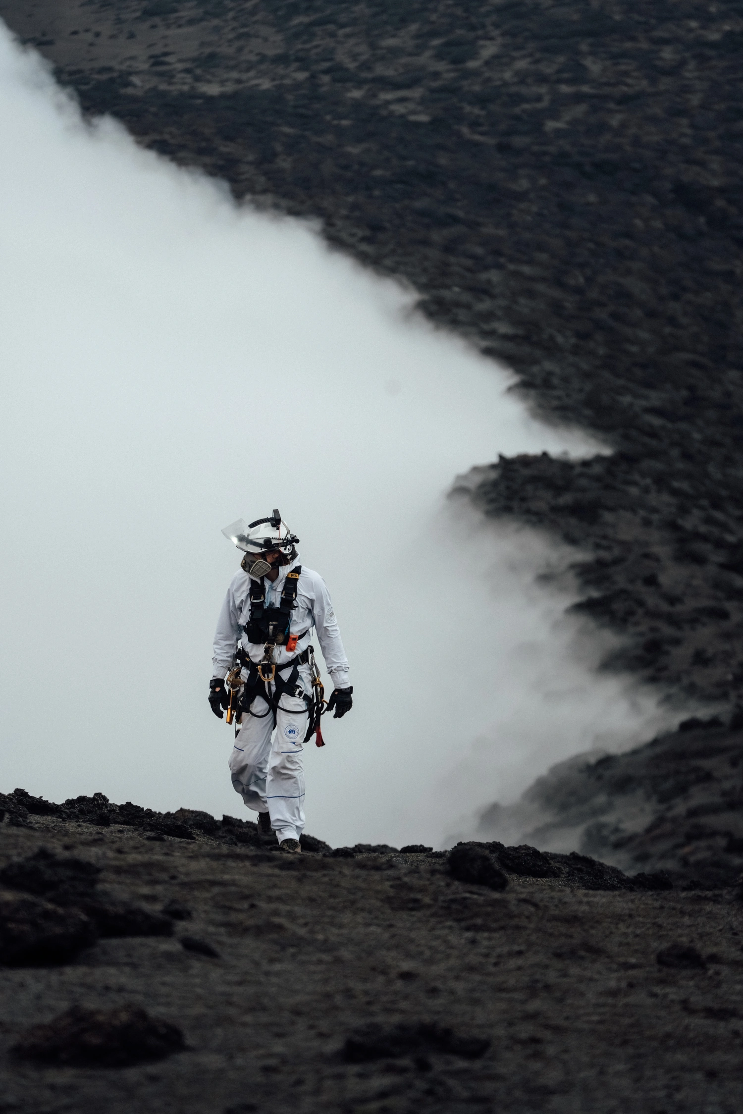haider ackermann manda a snow goose a un crater volcanico 25gramos 4