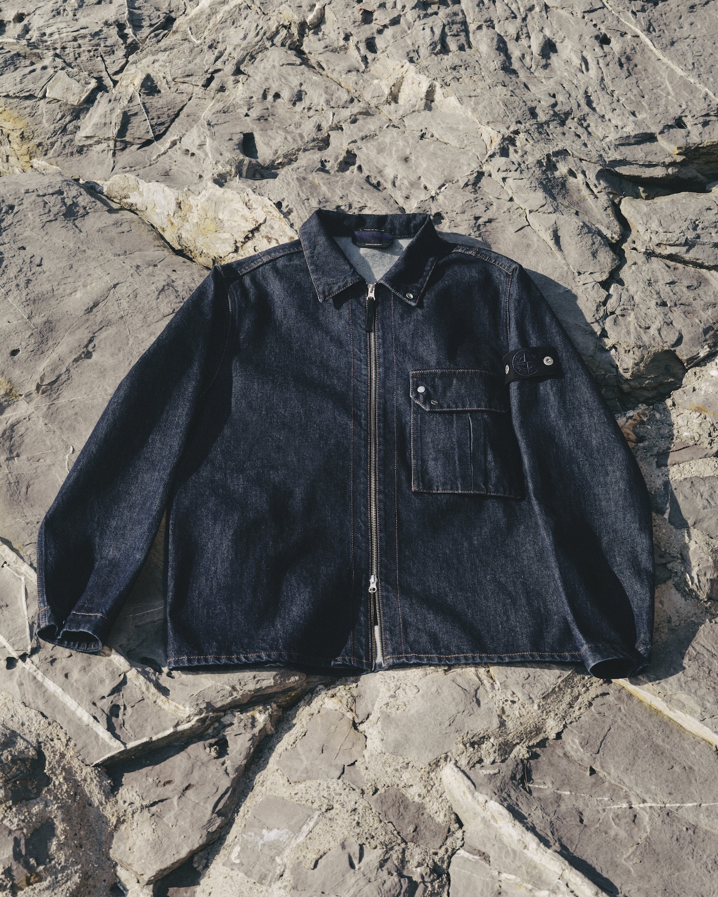 lo nuevo de stone island se presenta sobre el mar 25gramos 9